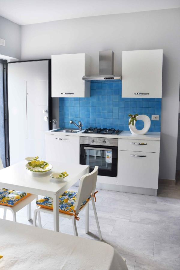 Studio Apartment Angelo - Free Private Parking Sarno Bagian luar foto