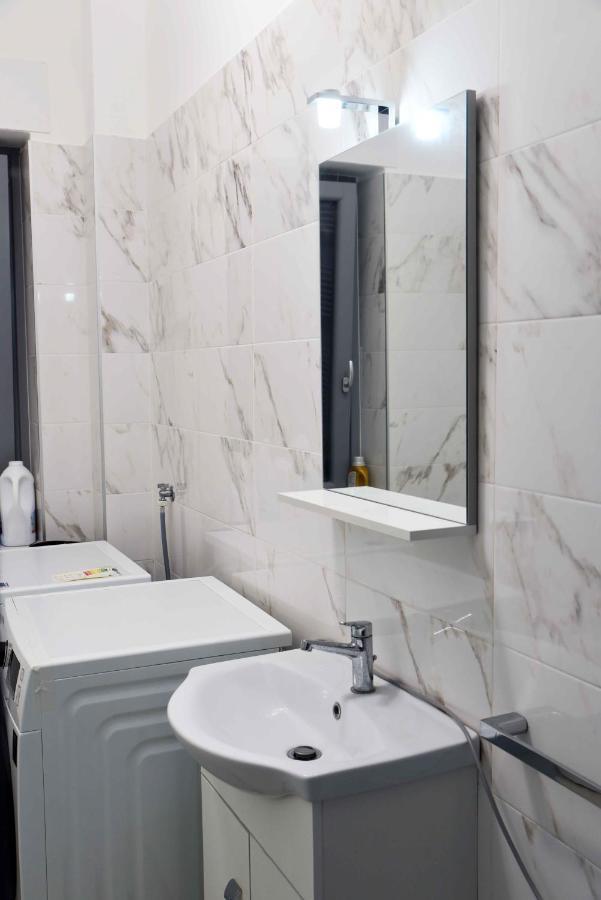 Studio Apartment Angelo - Free Private Parking Sarno Bagian luar foto